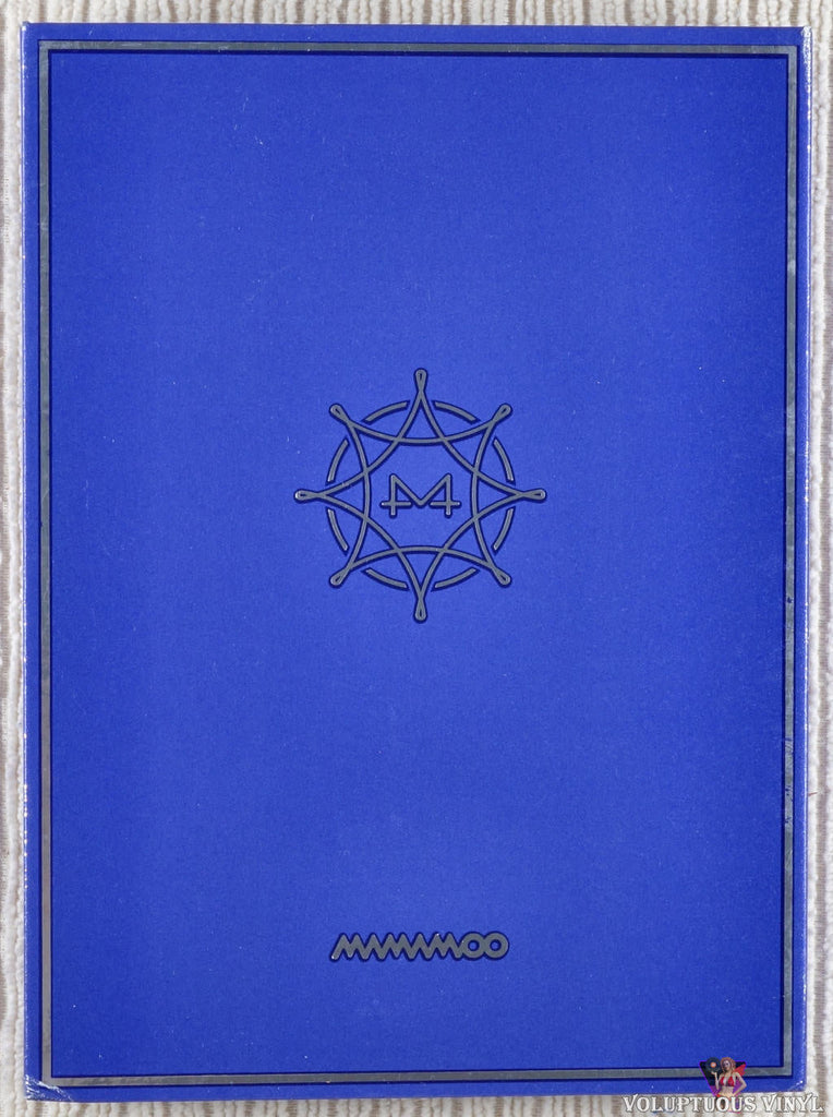 Mamamoo – Blue;s CD front cover