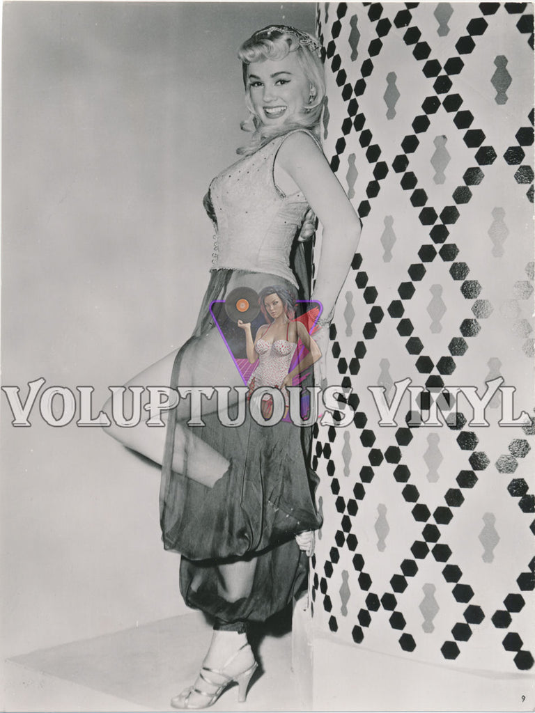 Mamie Van Doren German Press Photo - Harem Slave Girl In Yankee Pasha