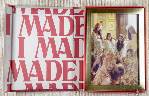 (G)I-DLE – I Made CD photobook
