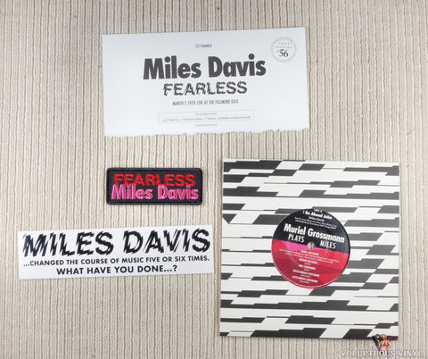Miles Davis – Fearless (March 7, 1970 Live At The Fillmore East) vinyl record extras