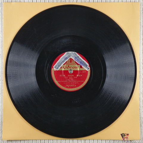 Bing Crosby Y The Andrews Sisters – Bien, Bien, Bien / Por La Senda Del Navajo (?) 10" Shellac, Chilean Press