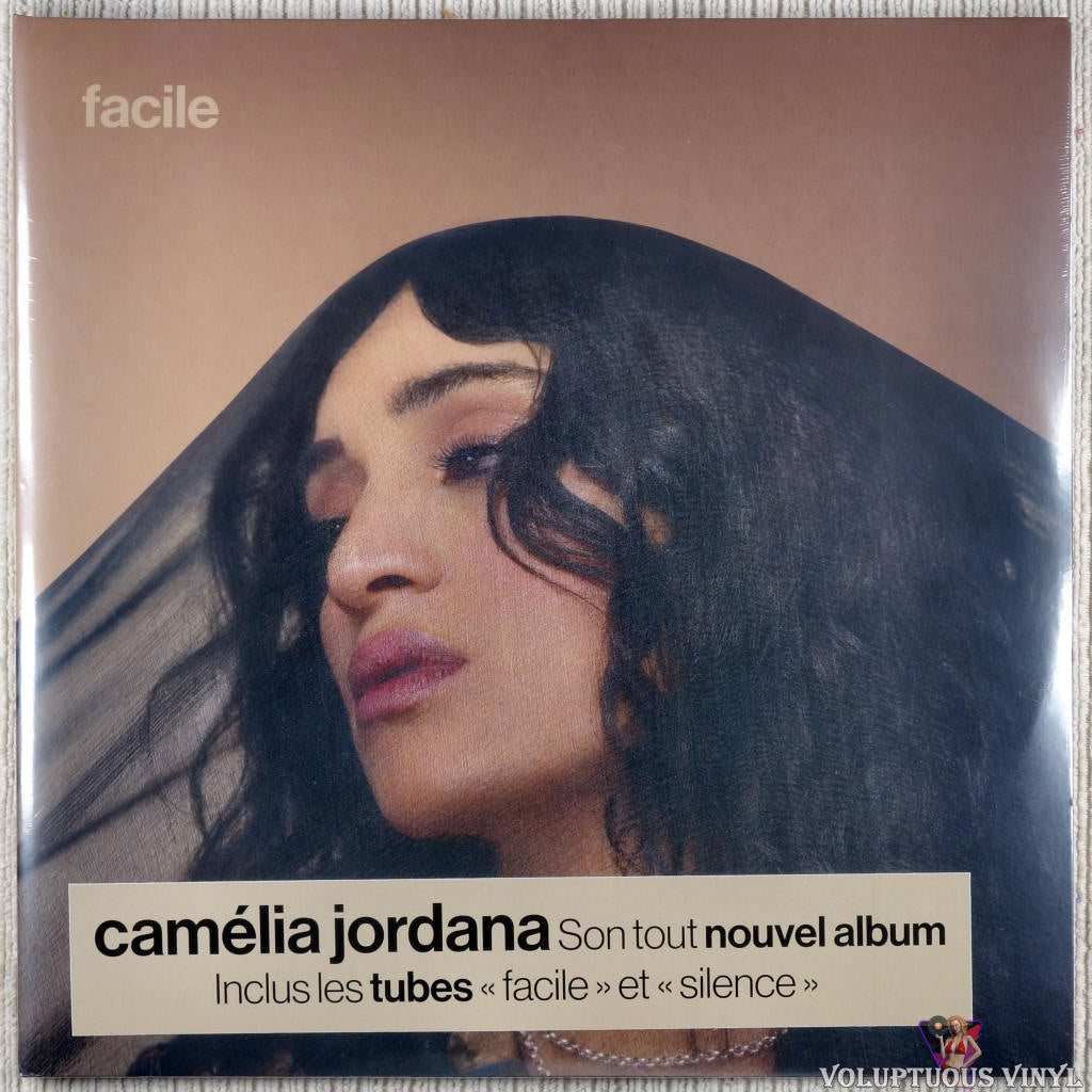 Camélia Jordana – Facile X Fragile vinyl record front cover