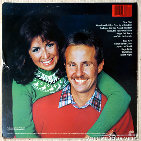 Elmo & Patsy ‎– Grandma Got Run Over By A Reindeer vinyl record back cover
