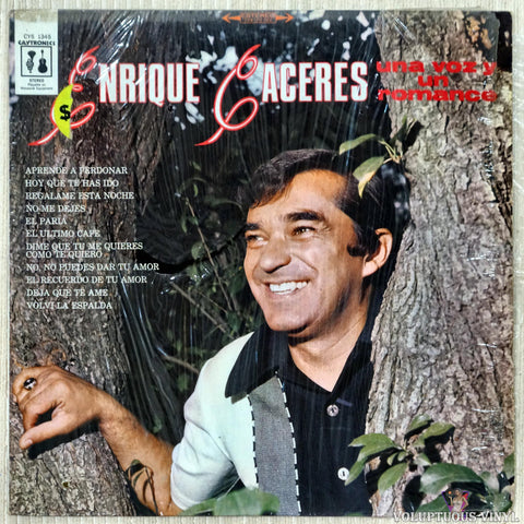 Enrique Cáceres ‎– Enrique Caceres: Una Voz Y Un Romance vinyl record front cover