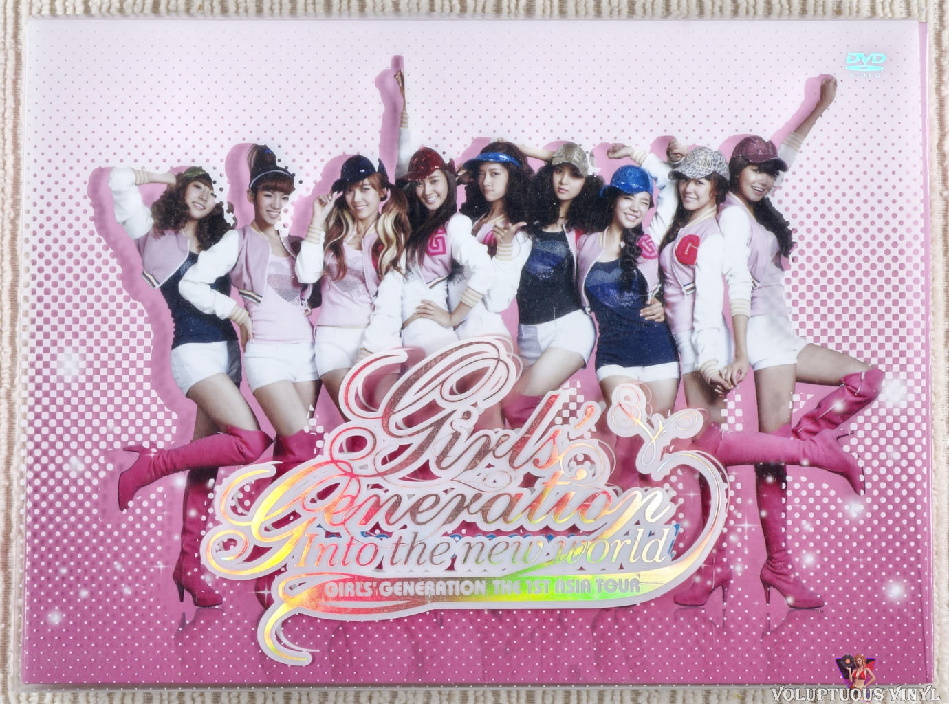 Girls' Generation – Into The New World: The 1st Asia Tour (2011) 2 