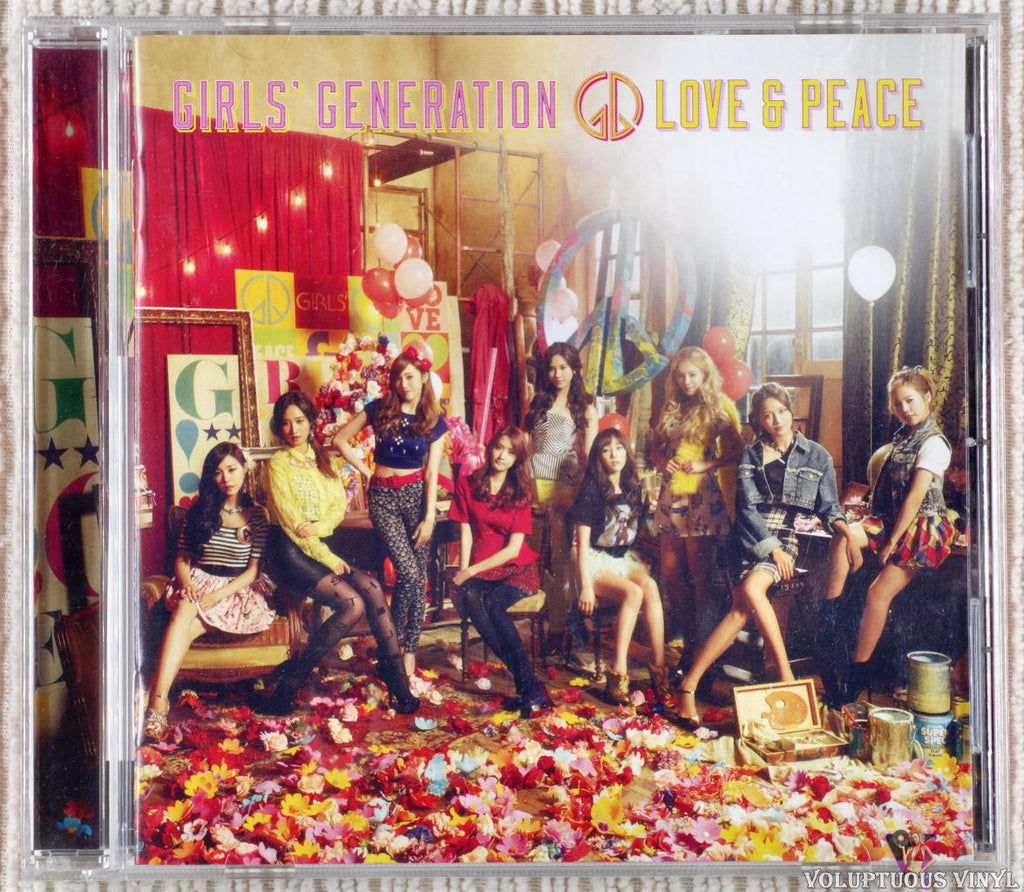 Girls' Generation – Love & Peace CD front cover