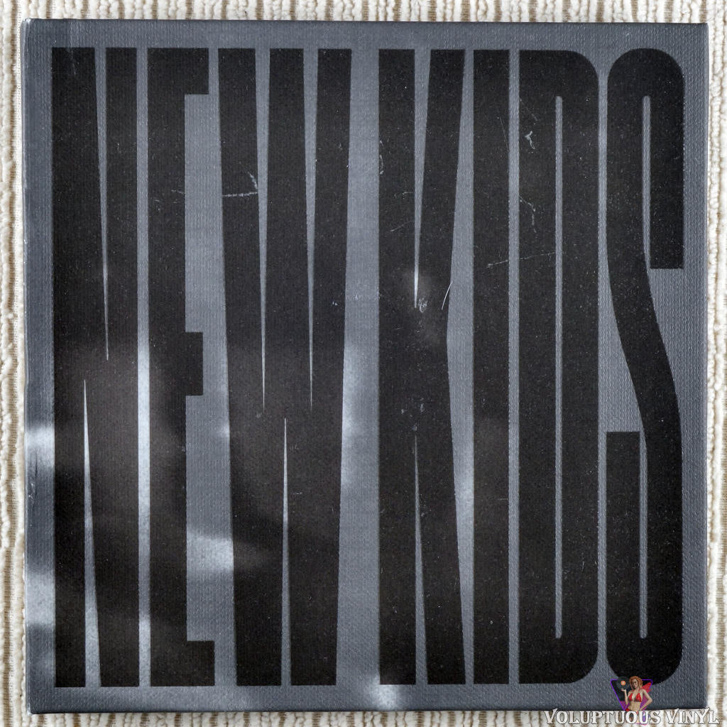 iKON – New Kids : Begin CD front cover