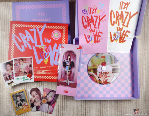 Itzy – Crazy In Love CD