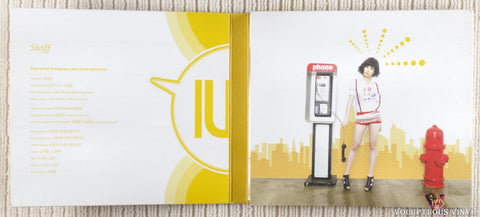 IU – Growing Up CD inside cover
