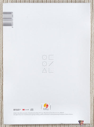 LOONA – Hash CD back cover
