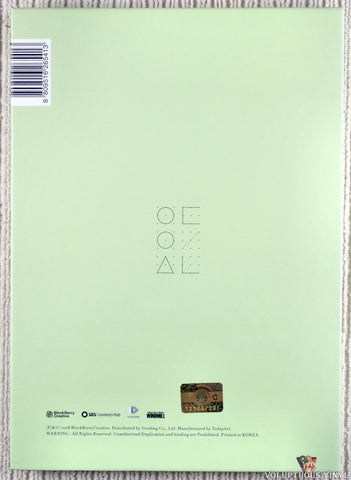 LOONA yyxy – Beauty & The Beat CD back cover