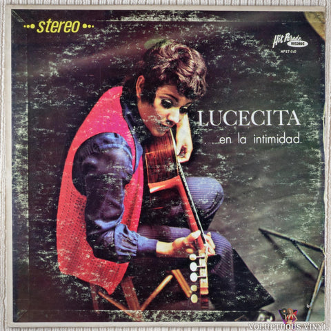 Lucecita Benitez ‎– En la Intimidad vinyl record front cover