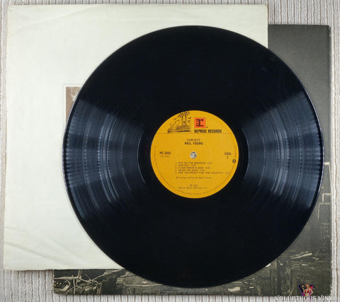 Neil Young ‎– Harvest vinyl record 