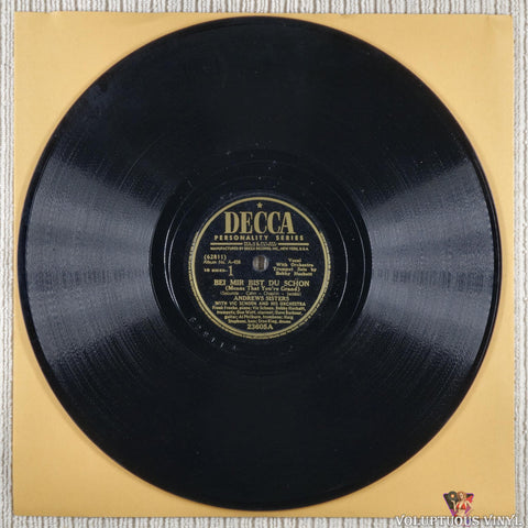 The Andrews Sisters – The Andrews Sisters shellac record side 1